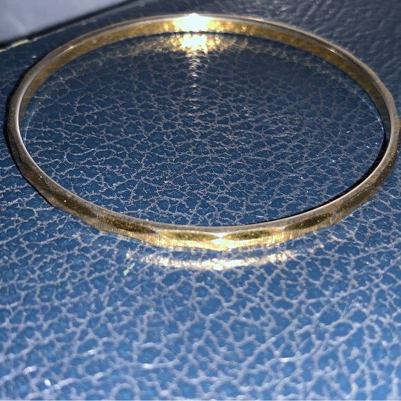 Monet Faceted Gold Tone Bangle Size Small Professional Classic Vtg 70's Sparkly - Picture 5 of 8